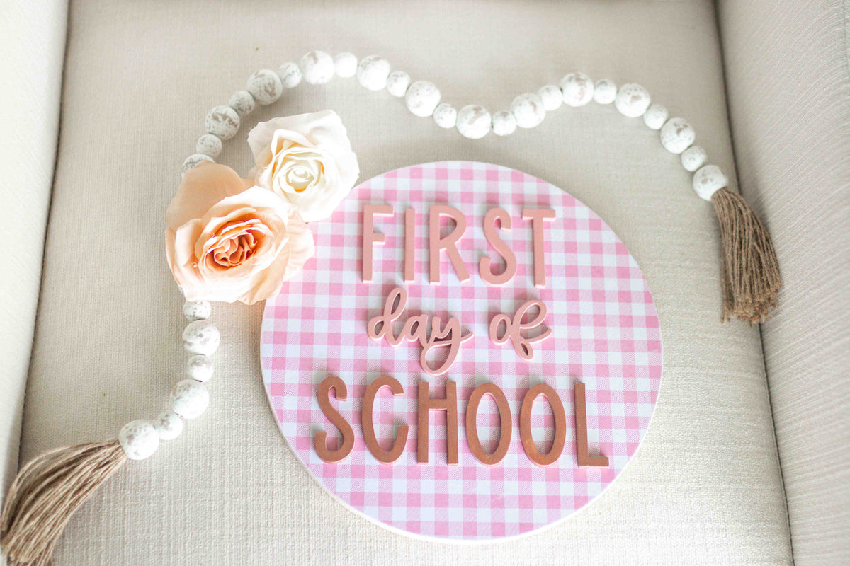Dainty Back to School Sign