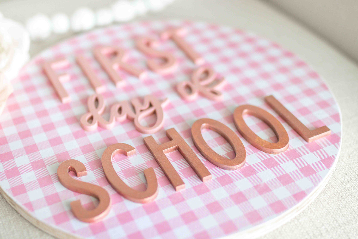 Dainty Back to School Sign